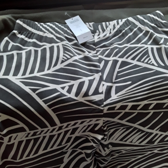 Classy two piece lotī - Picture 16 of 16